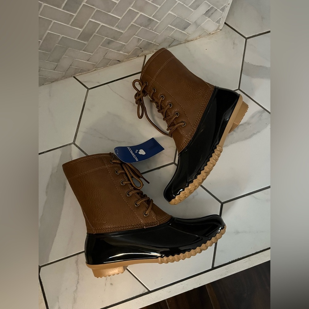 JBU Brown and Black Winter Boots